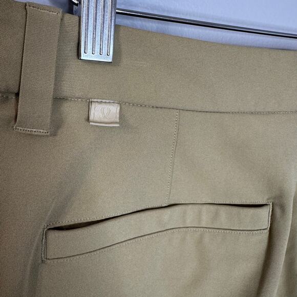 Lululemon Commission Short Relaxed Warpstreme 11" Tofino Sand Men's 31 - Picture 6 of 8